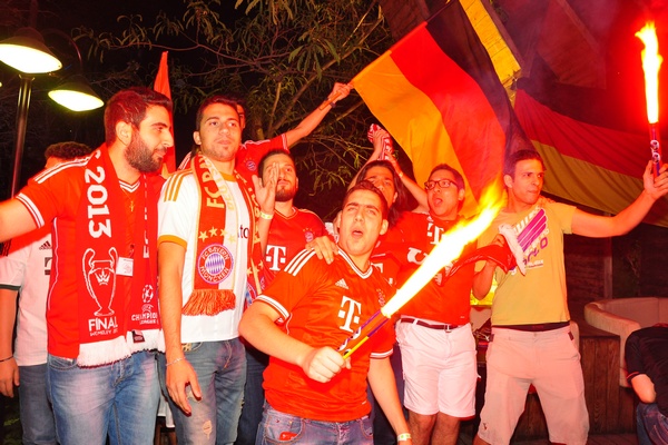 Champions League Semi Finals at Shtrumpf